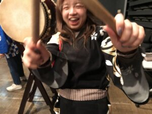 シンガポール企業78名の和太鼓基本説明