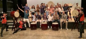 インド企業の和太鼓チームビルディング記念写真